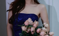 又黄又爽又无遮体的A片